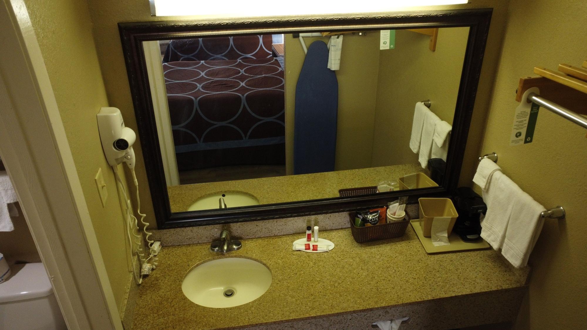 Super 8 By Wyndham