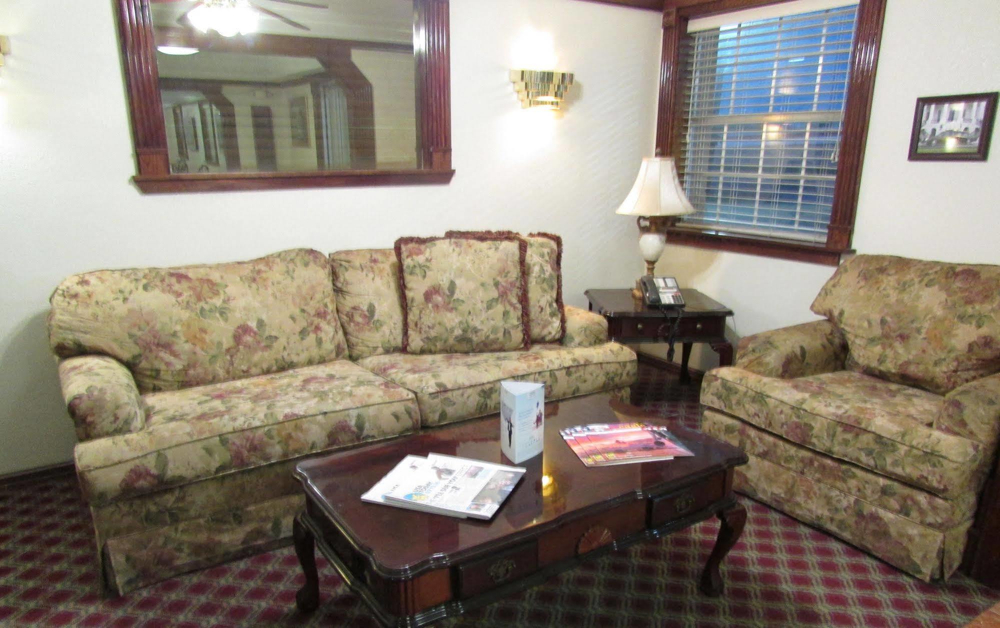Super 8 By Wyndham Motel Kingsville
